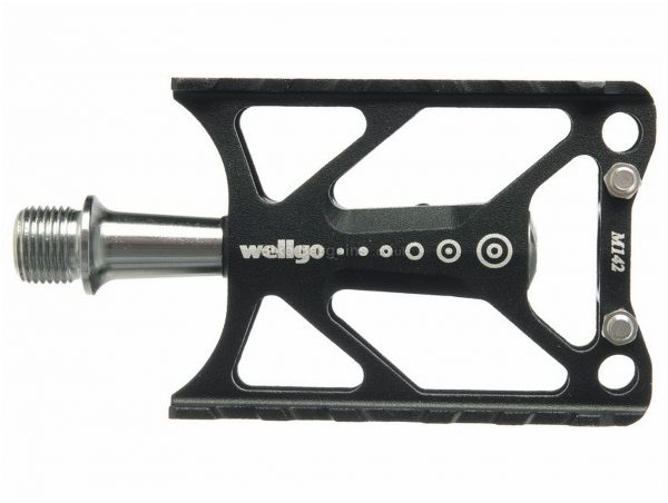 Wellgo CNC M142 Flat Pedals Flat, MTB, 236g, Alloy, Steel, Black, Silver, 9/16"