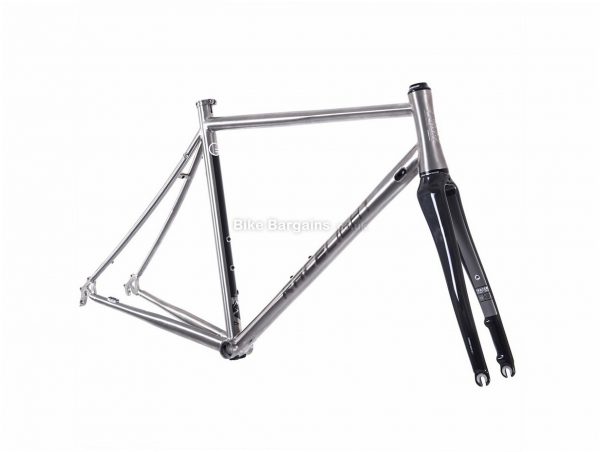 Kinesis Racelight Granfondo V3 Titanium Frame 57cm, Silver, Black, Titanium Frame, 700c wheels, Disc Brakes, 
