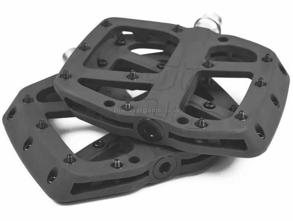 E Thirteen Base Flat Pedals Alloy Flat MTB Pedals, weighs 388g, 9/16", Black, Red, made from Nylon & Steel